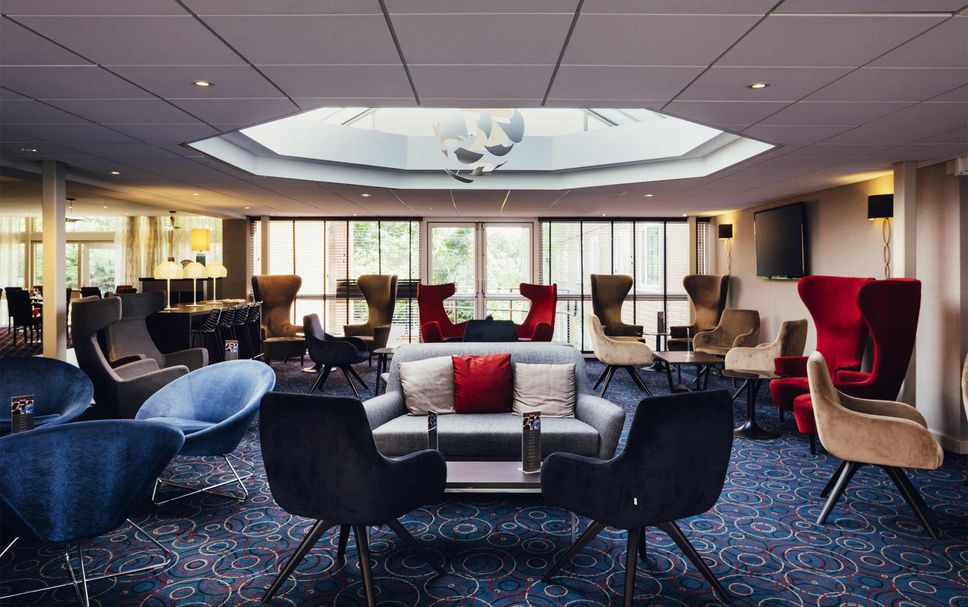 Balai Menunggu Gambar