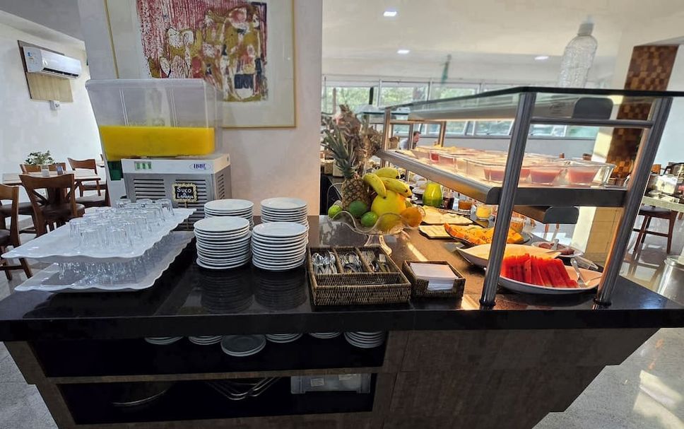 Buffet Gambar