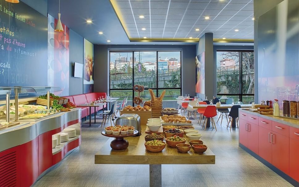 Buffet Gambar