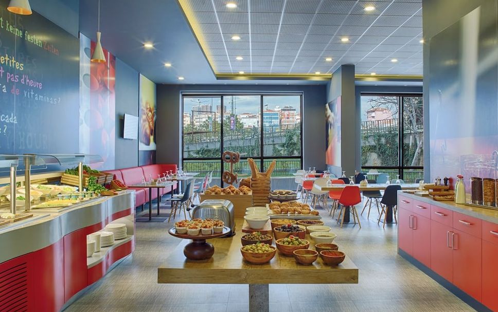 Buffet Gambar