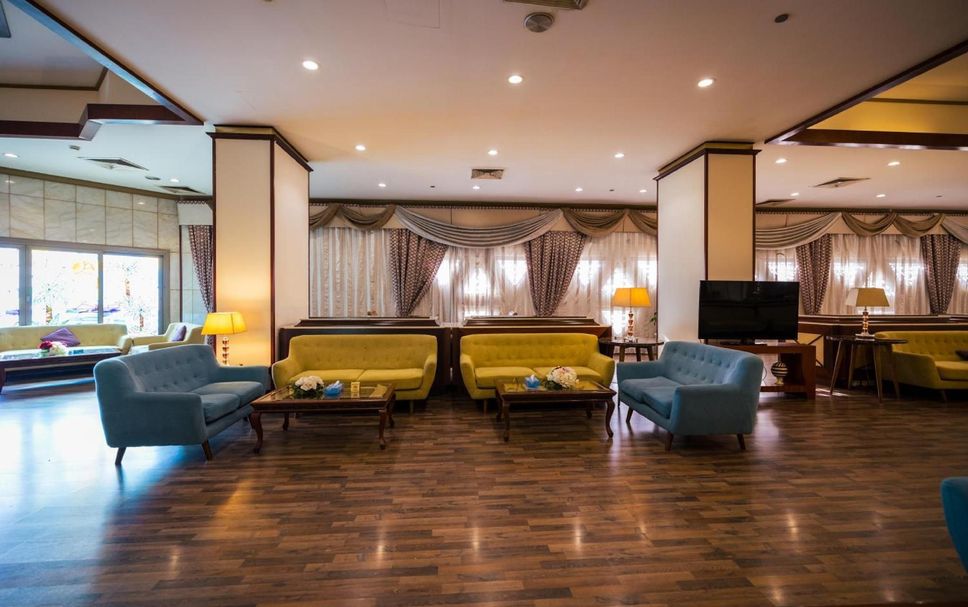 Balai Menunggu Gambar