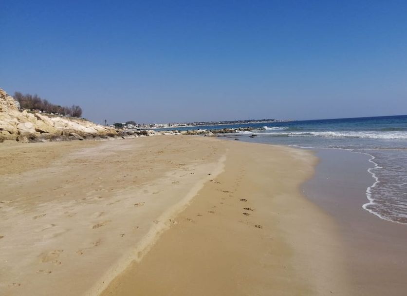 Pantai Gambar