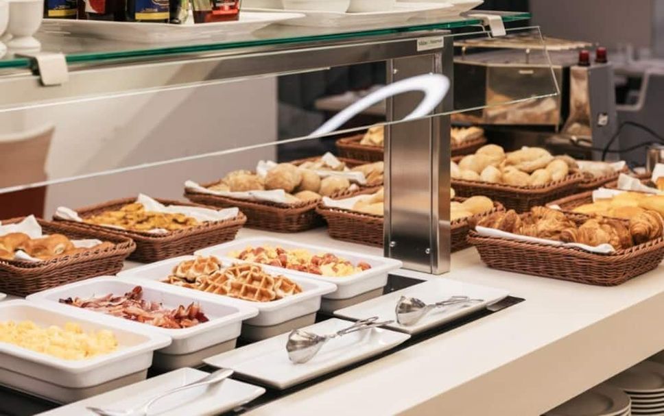 Buffet Gambar
