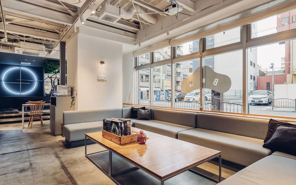 Balai Menunggu Gambar