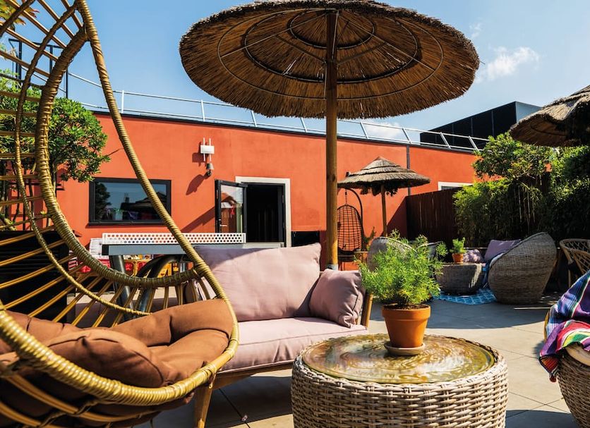 Patio Gambar