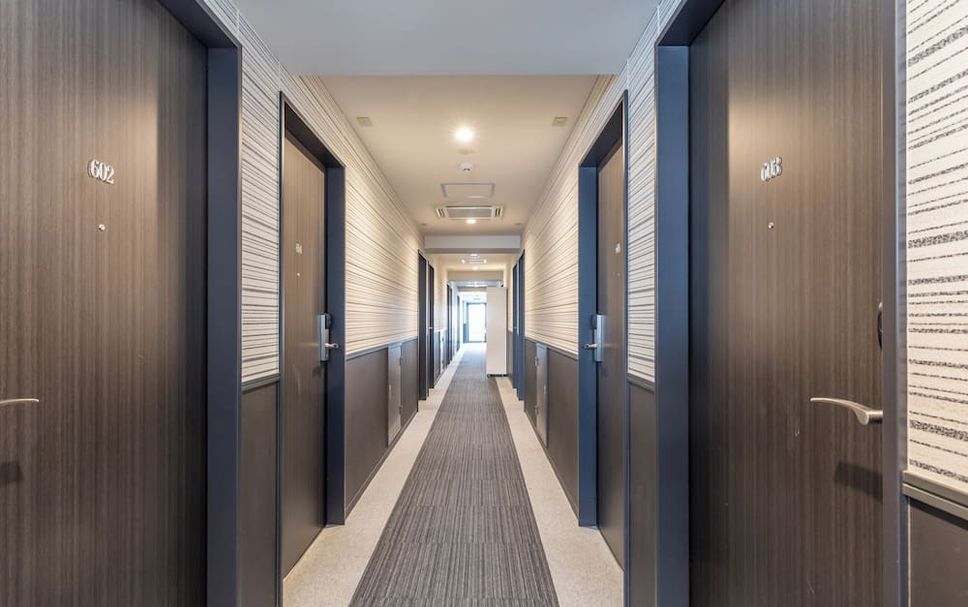 hallway Gambar
