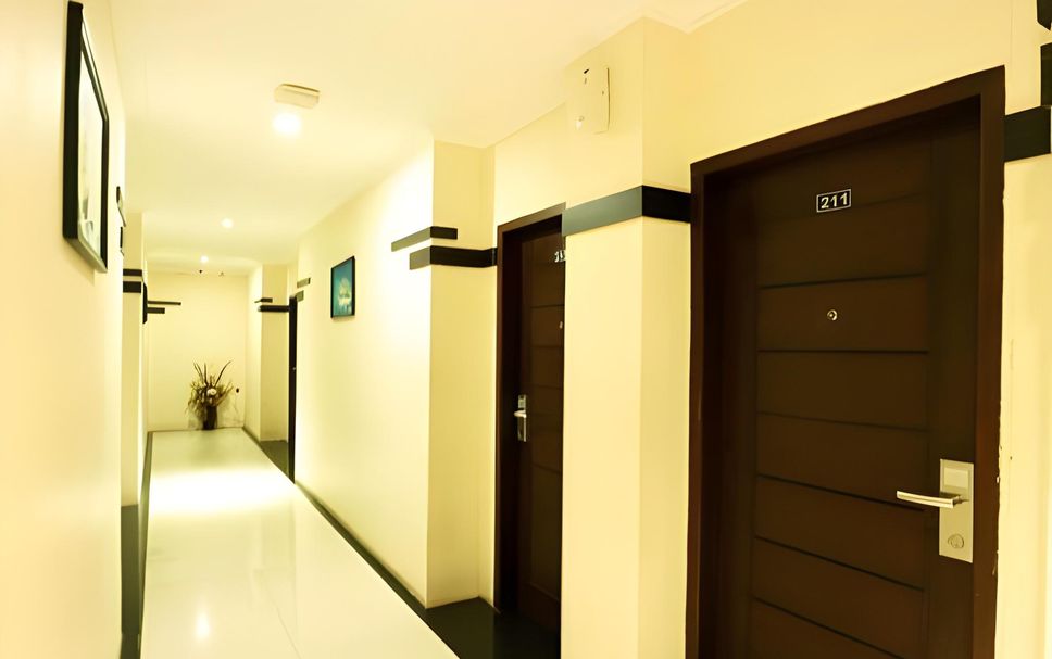 hallway Gambar