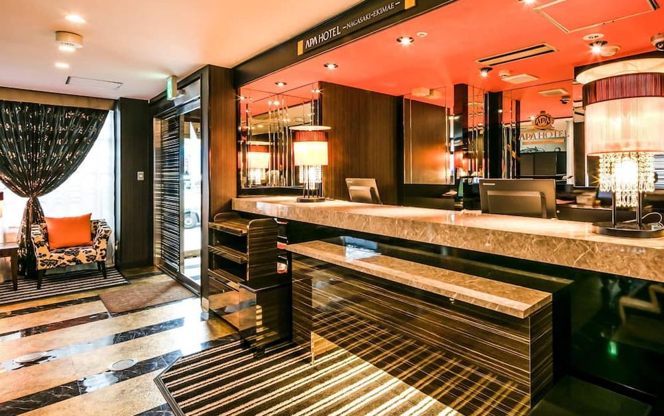 Meja Penyambut Tetamu Gambar