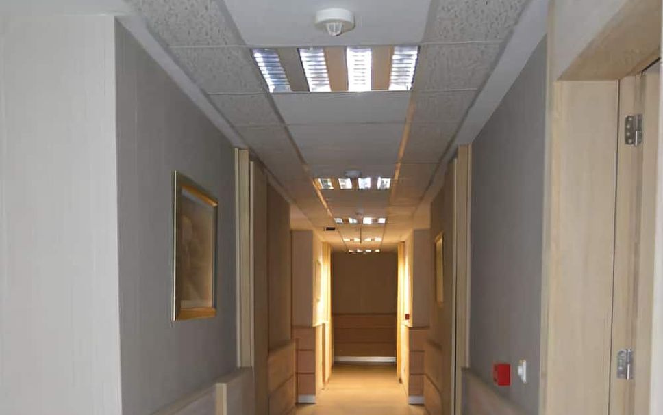 hallway Gambar