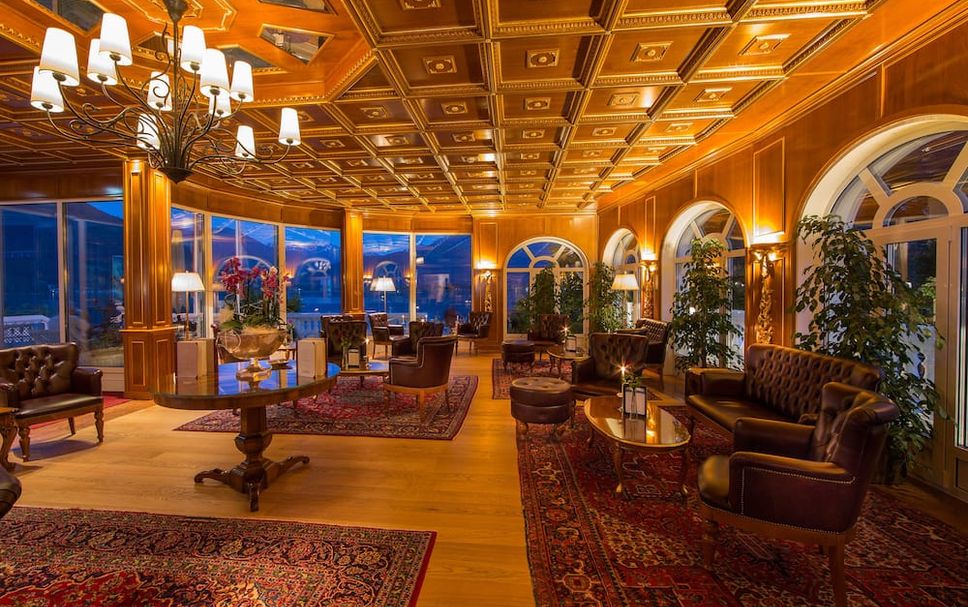 Balai Menunggu Gambar