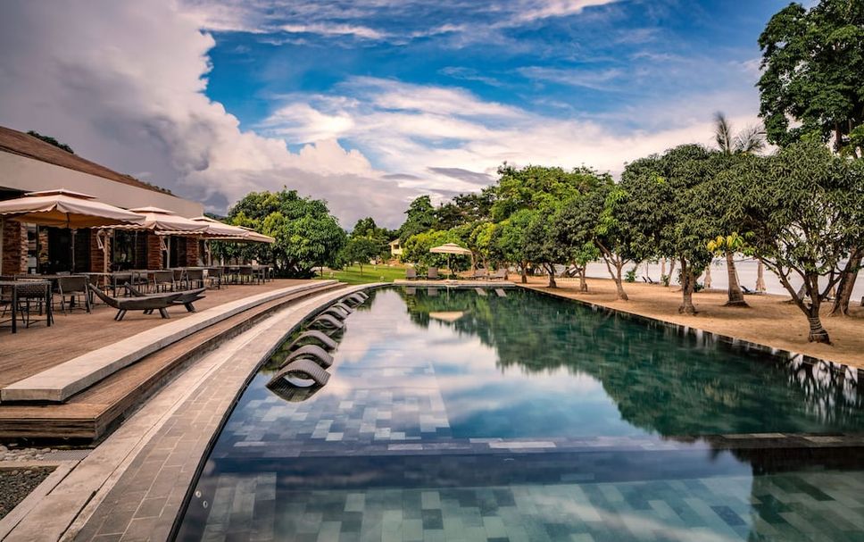 Kolam renang Gambar