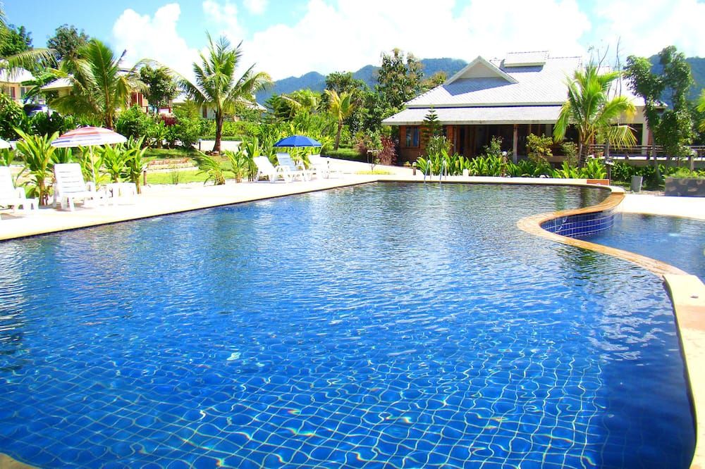 Kolam renang Gambar