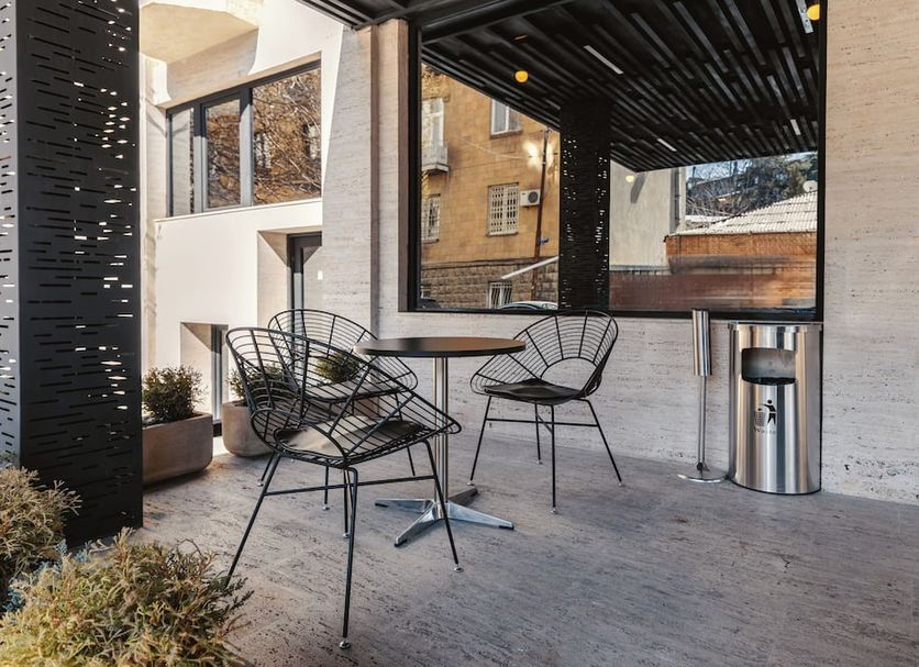 Patio Gambar