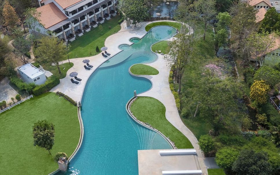 Kolam renang Gambar