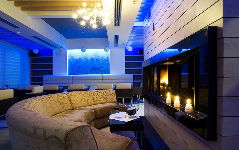 Balai Menunggu Gambar