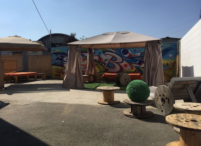 Patio Gambar