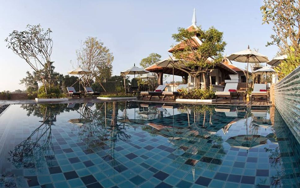 Kolam renang Gambar