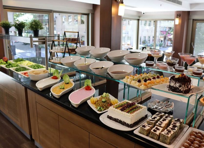 Buffet Gambar