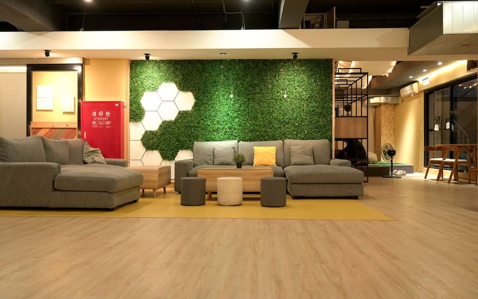 Balai Menunggu Gambar