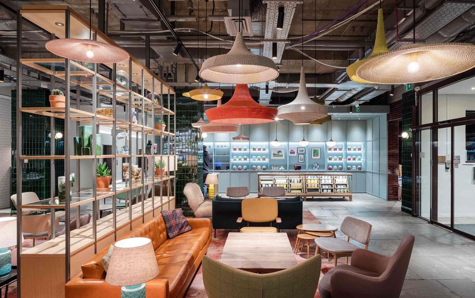 Balai Menunggu Gambar