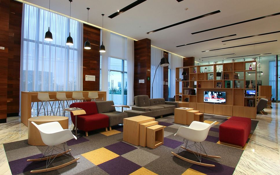 Balai Menunggu Gambar