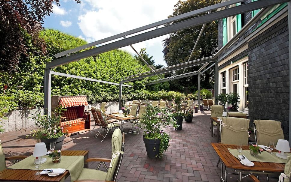 Patio Gambar