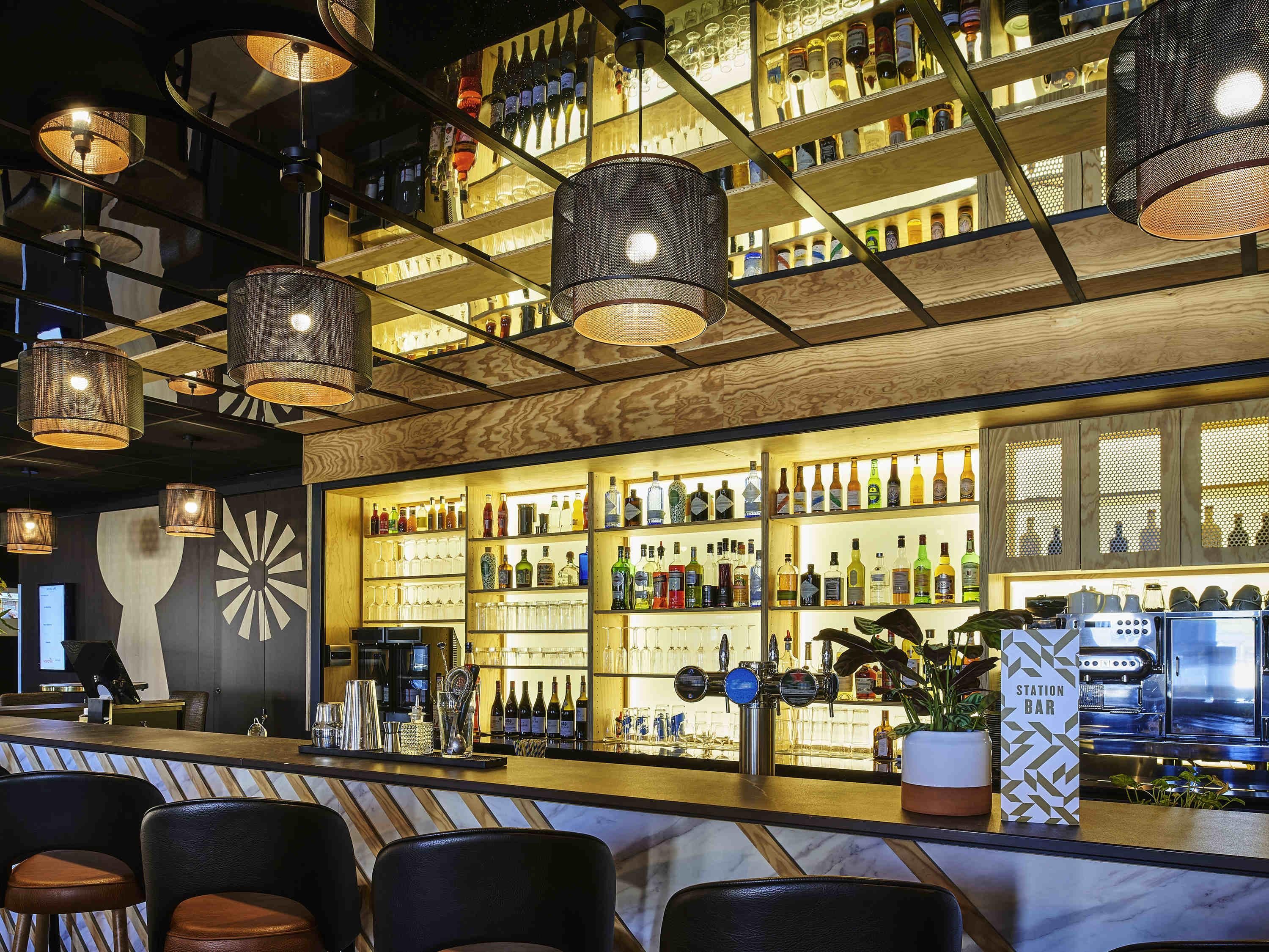 Bar