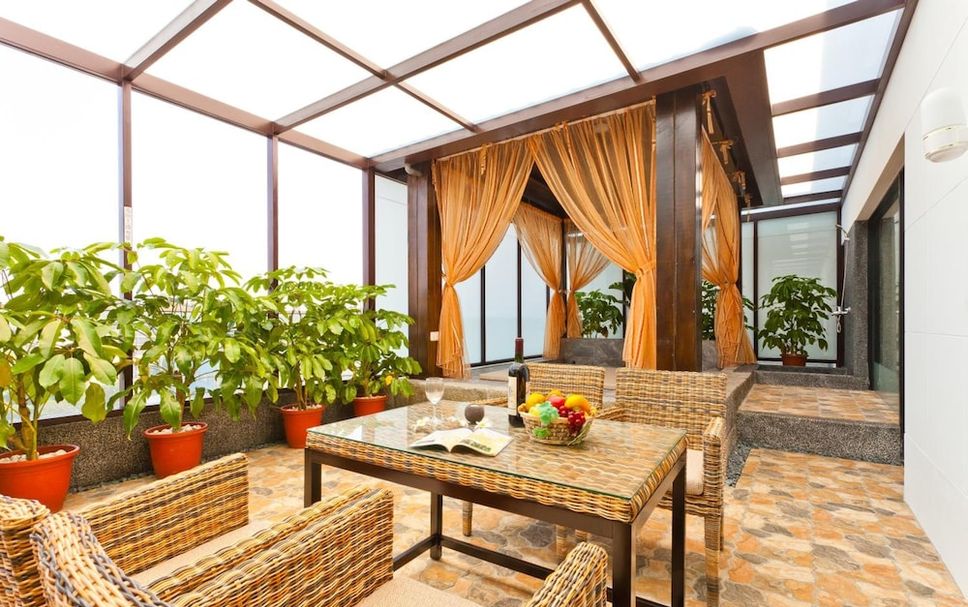 Patio Gambar