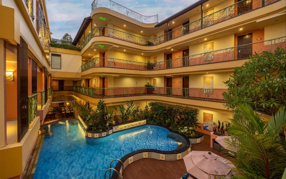 Kolam renang Gambar