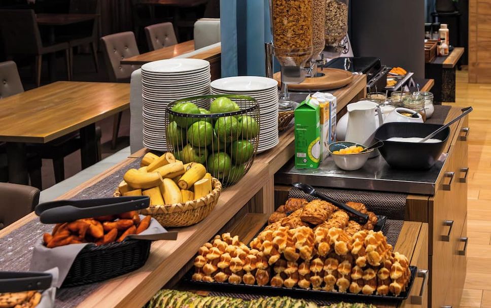 Buffet Gambar