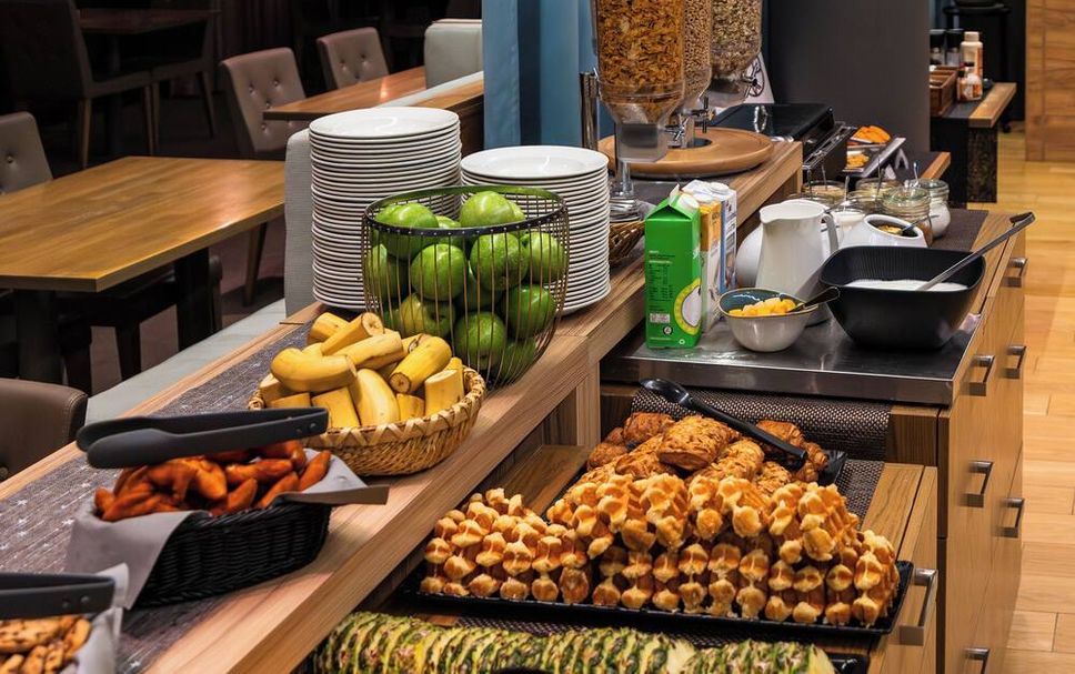 Buffet Gambar