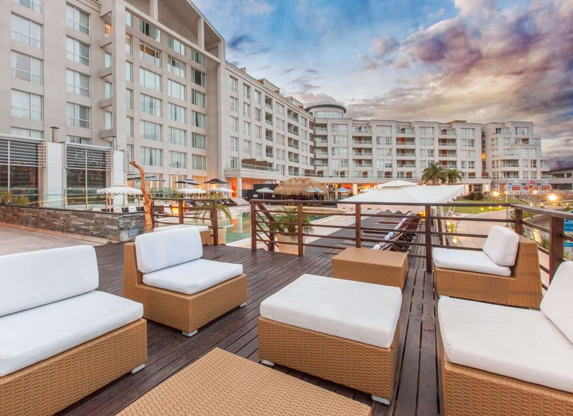 Patio Gambar