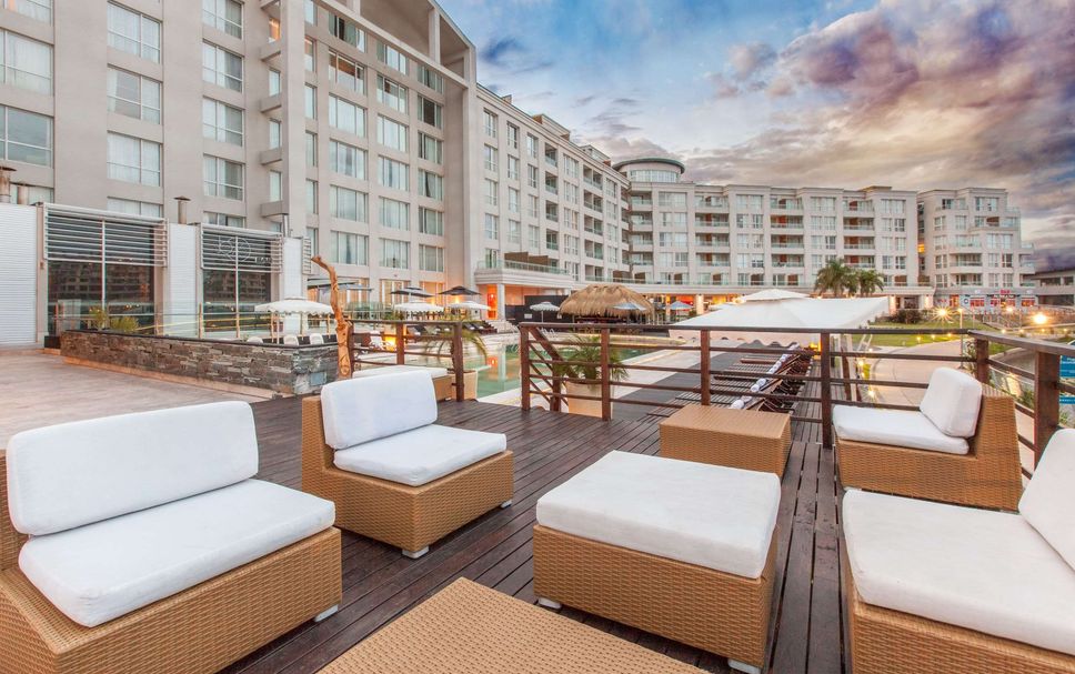 Patio Gambar