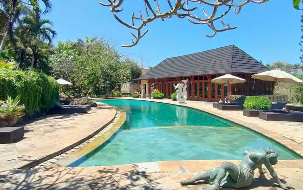 Kolam renang Gambar