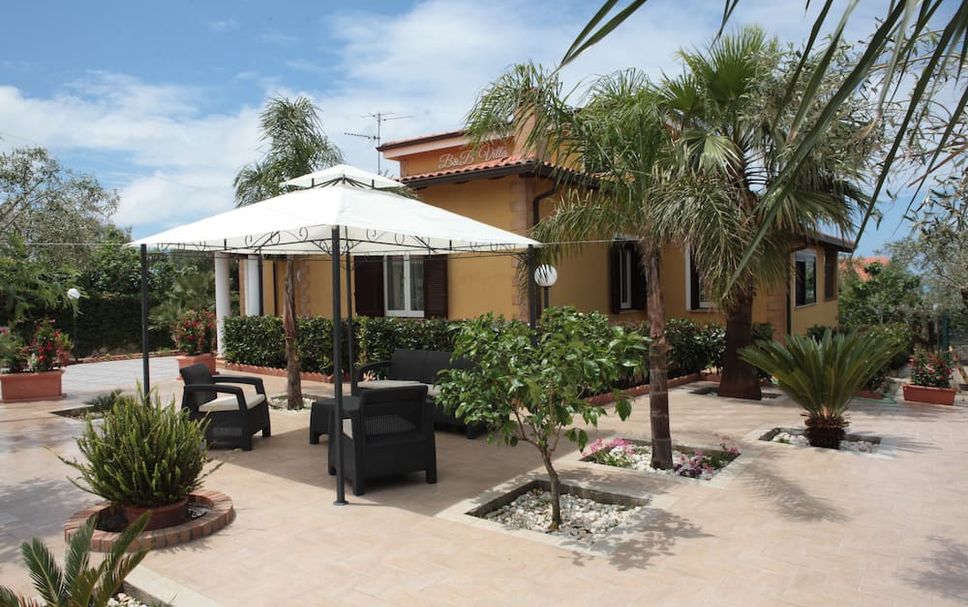 Patio Gambar