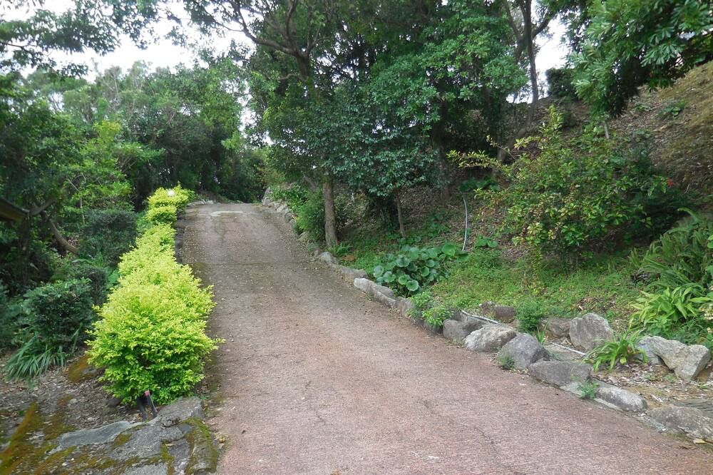 Pemandangan luar