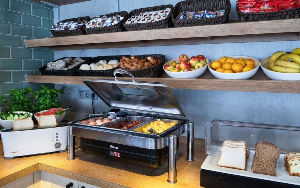 Buffet Gambar