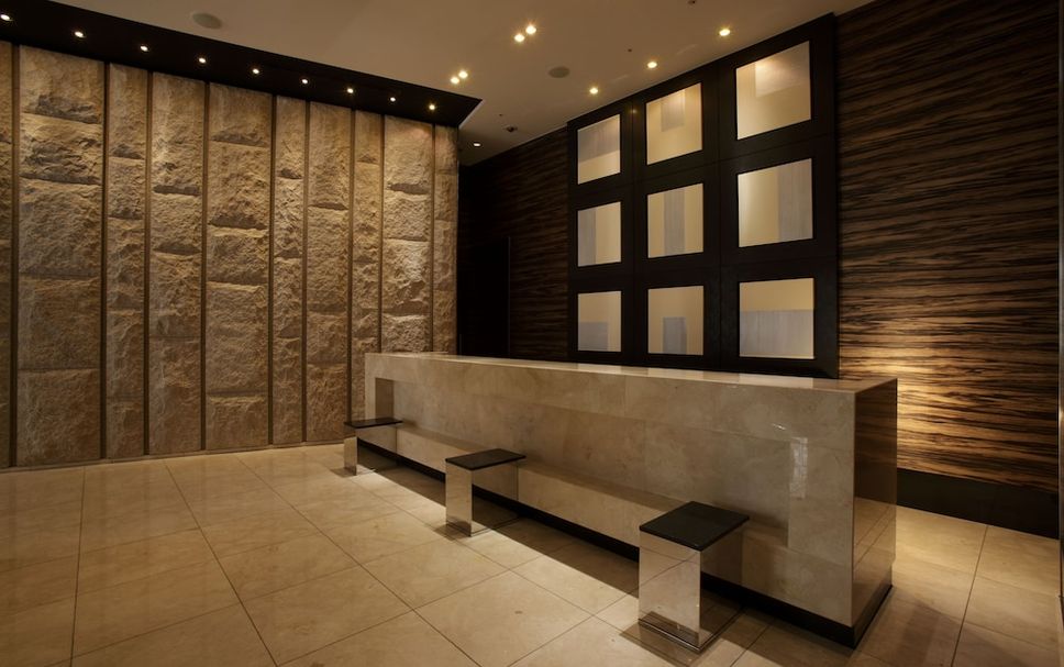 Meja Penyambut Tetamu Gambar