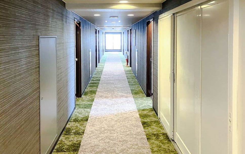 hallway Gambar
