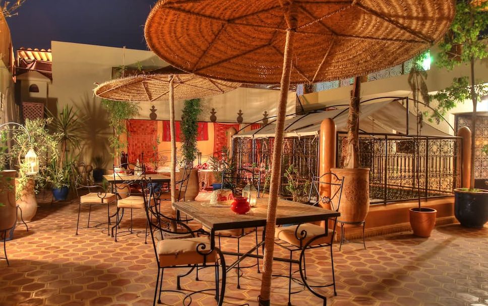 Patio Gambar