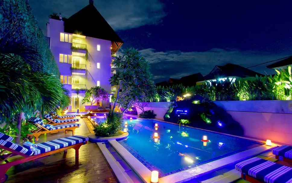 Kolam renang Gambar