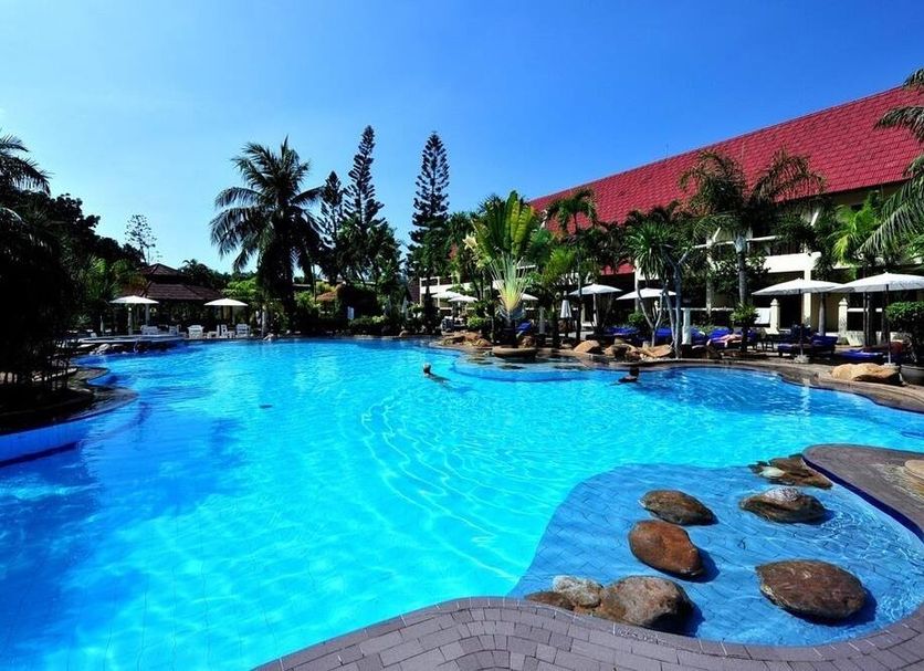 Kolam renang Gambar