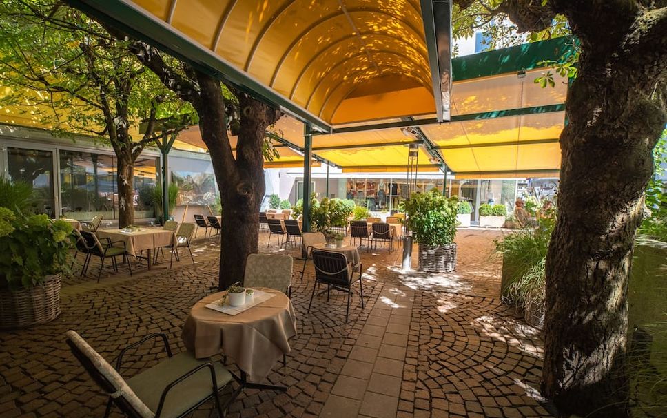 Patio Gambar