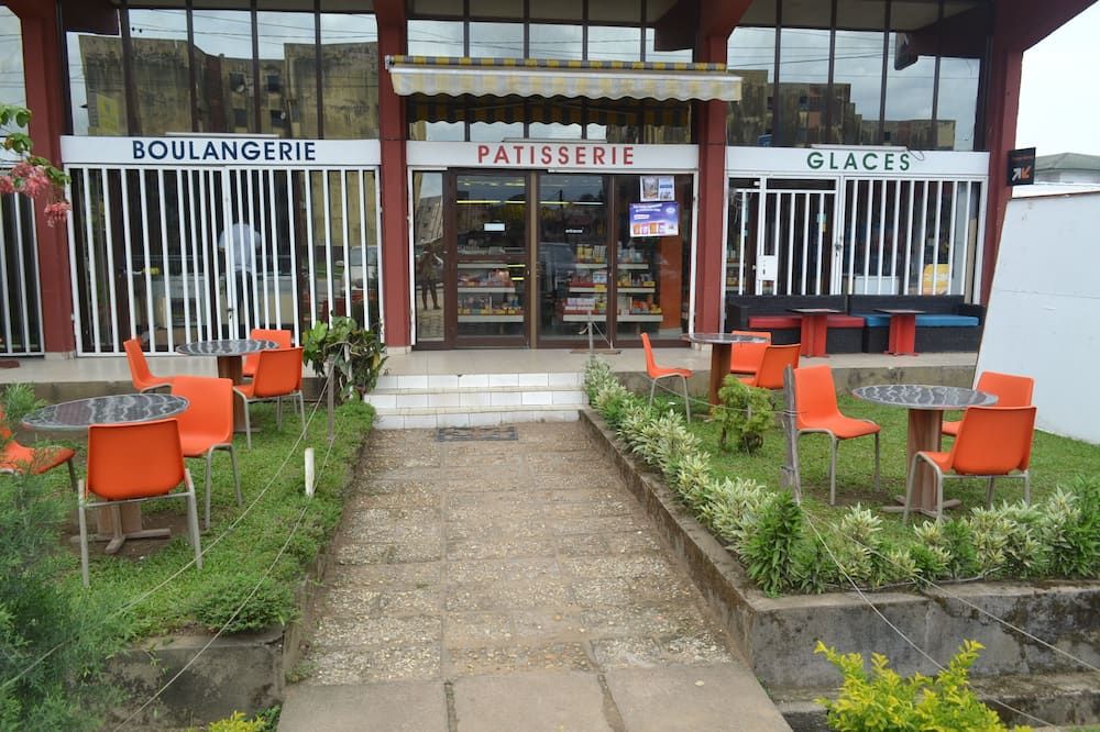 Patio Gambar