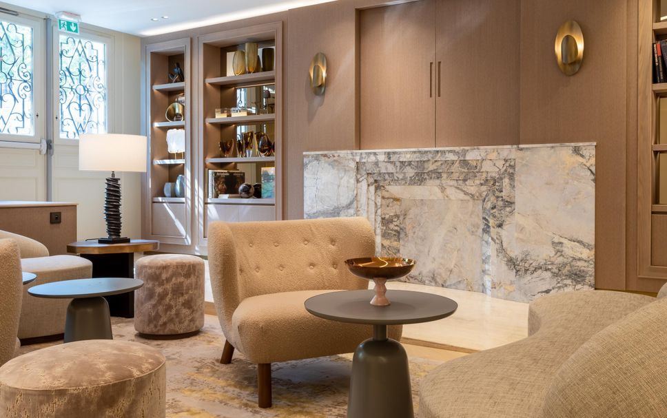 Balai Menunggu Gambar