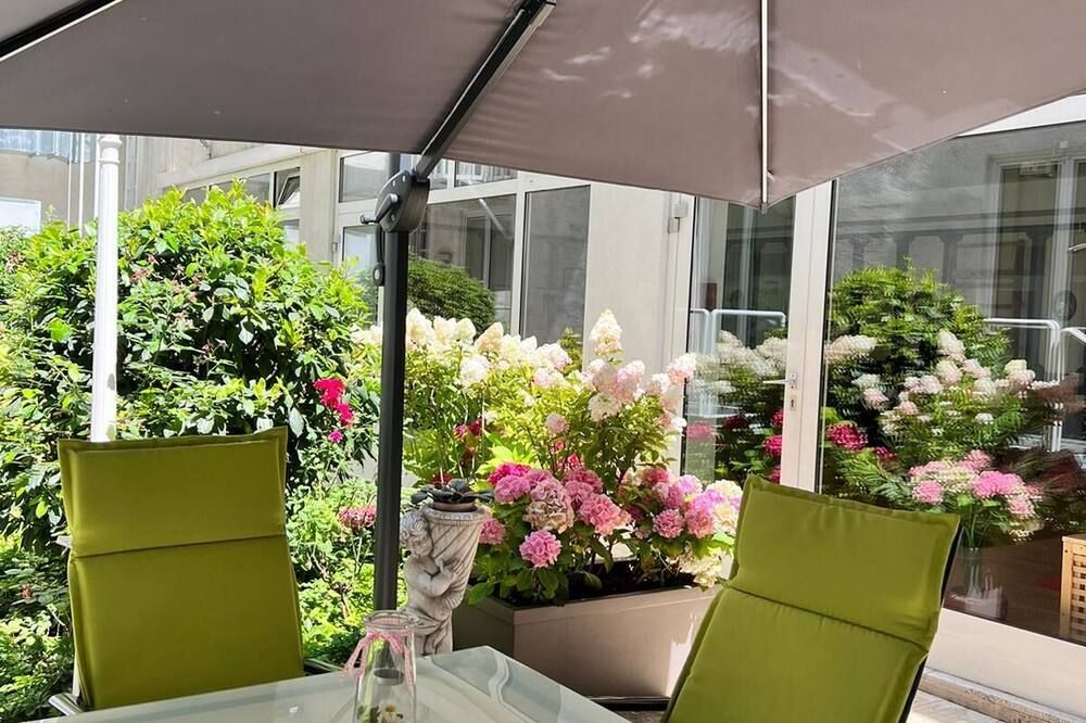 Patio Gambar