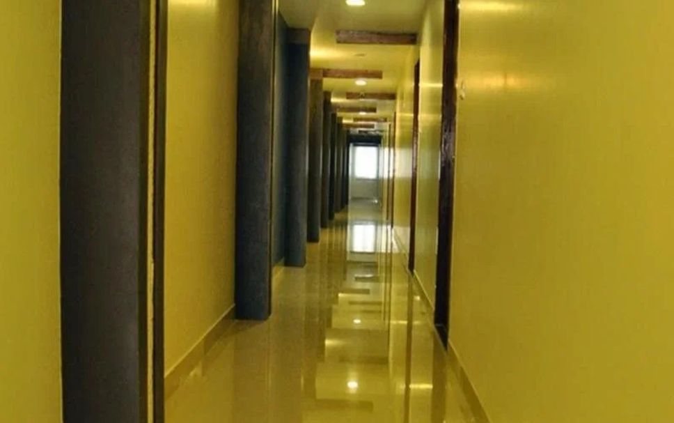hallway Gambar
