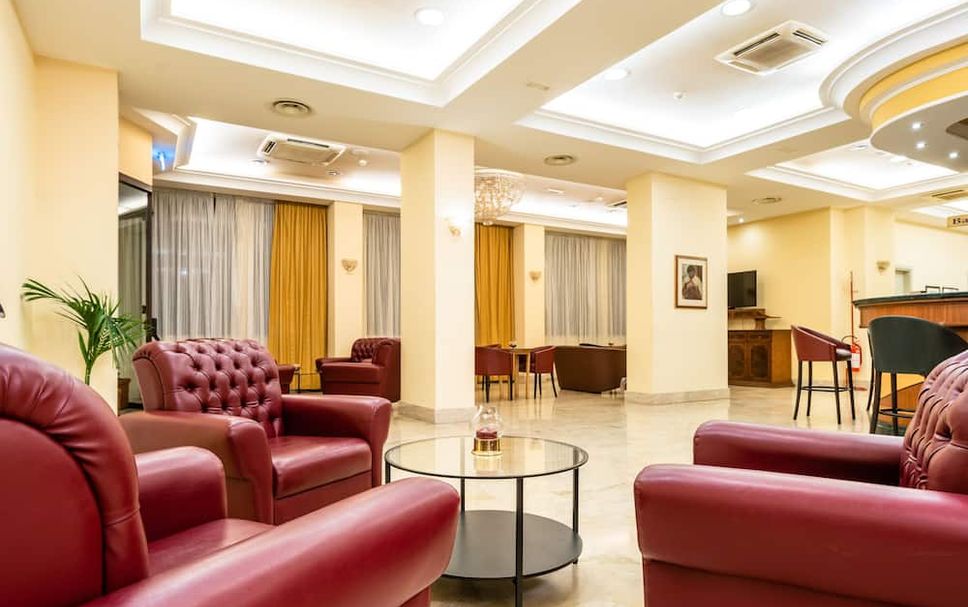 Balai Menunggu Gambar