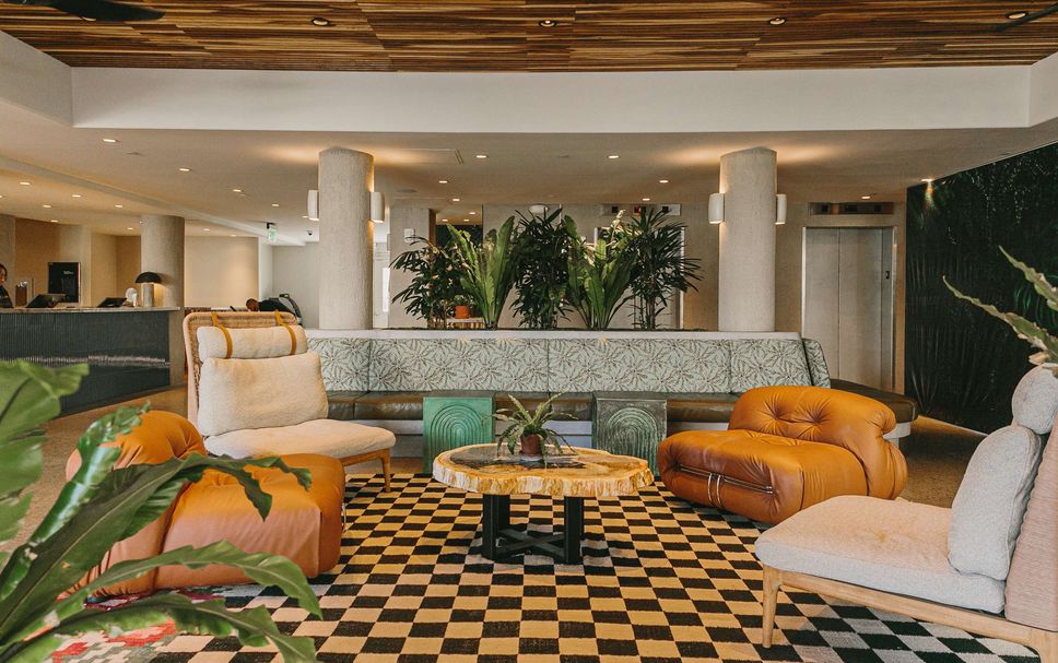 Balai Menunggu Gambar