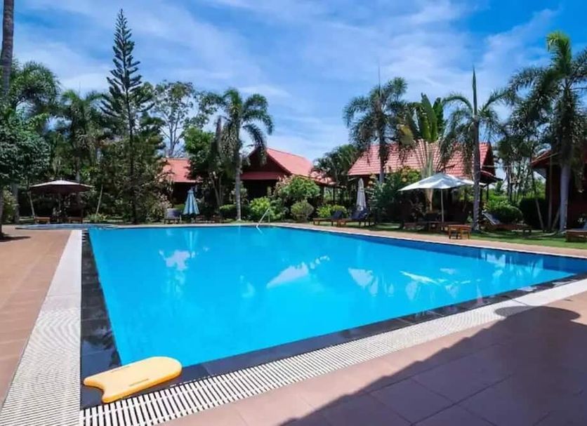 Kolam renang Gambar